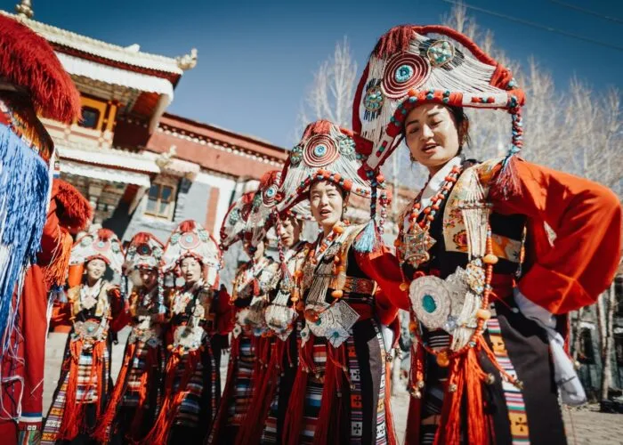 Tibetan girls Tibetan girls