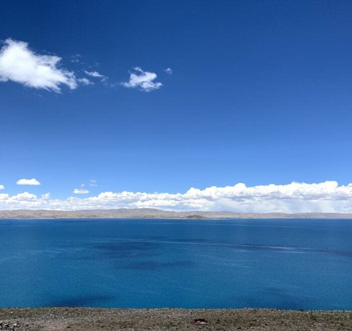 namtso lake blue sky