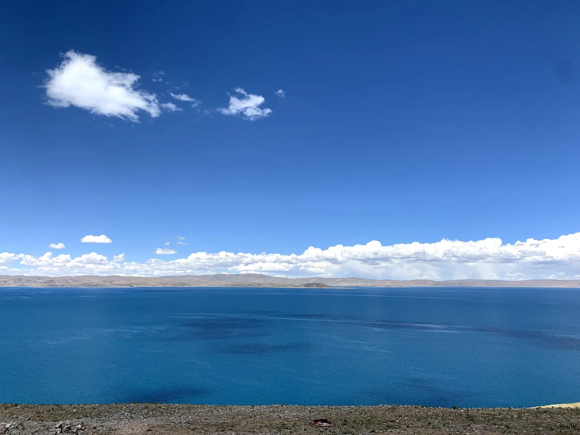 namtso lake blue sky