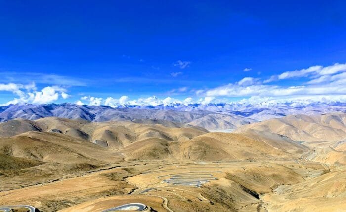 everest zigzag road 
