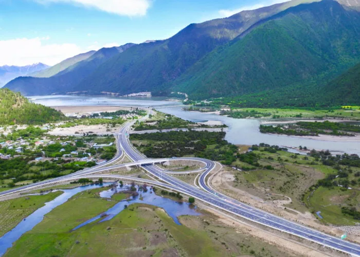 lhasa highway