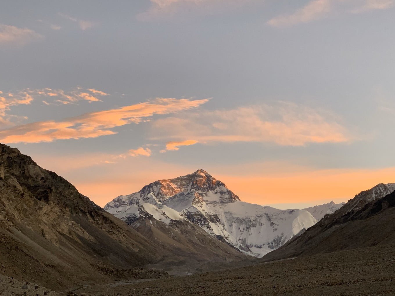 Discover Dingri: A Stunning Tibetan County in the Himalayas