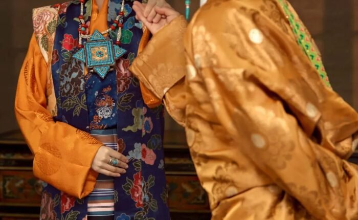 Tibetan Dress Utsang Couple Royal x