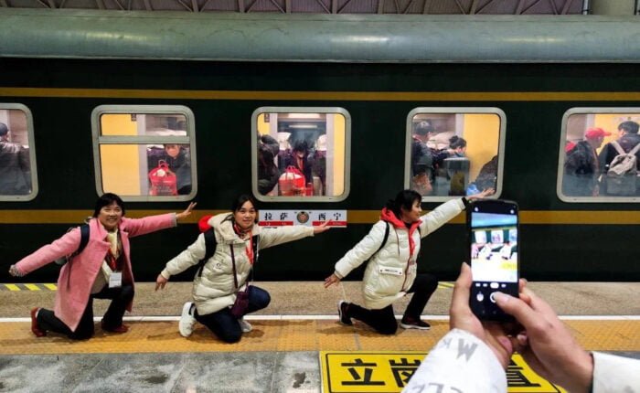 Tourist Front of Tibet Train