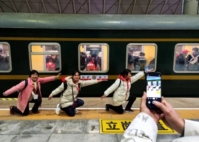 Tourist Front of Tibet Train