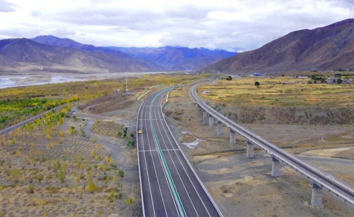 Lhasa Shigatse Express way