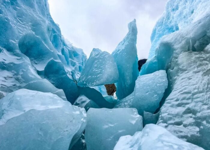 Wonders of Laigu Glacier: Natural Marvels and Ethereal Beauty