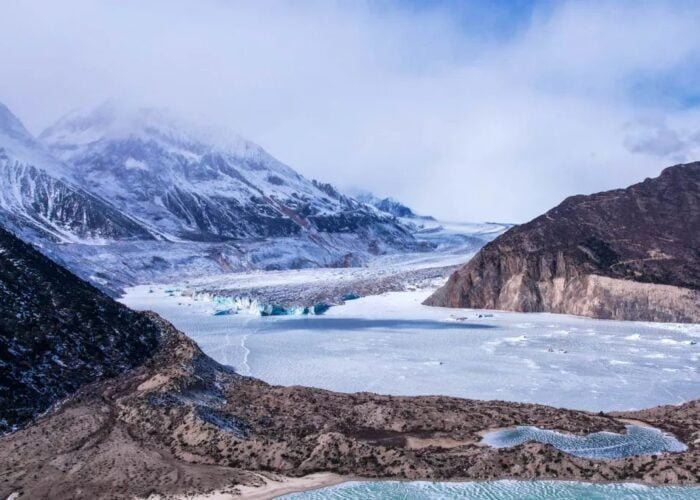 Wonders of Laigu Glacier: Natural Marvels and Ethereal Beauty