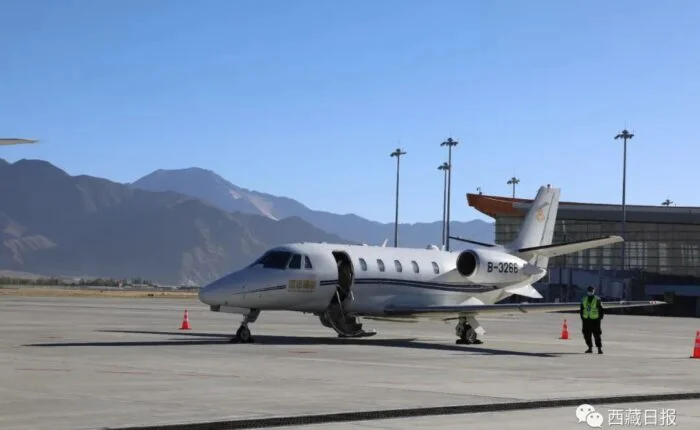 Lhasa airline tours