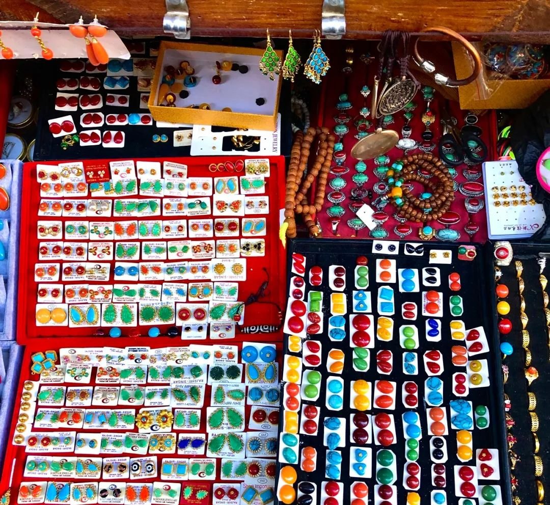 Tibetan market