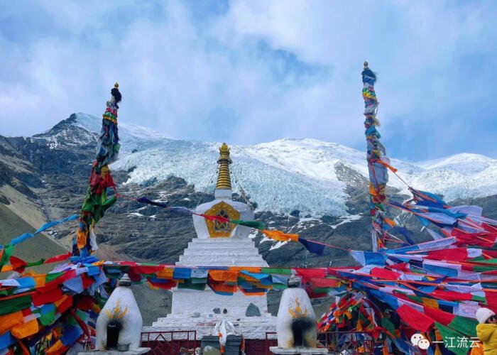 Exploring the Majestic Karola Glacier and Manla Reservoir in Tibet