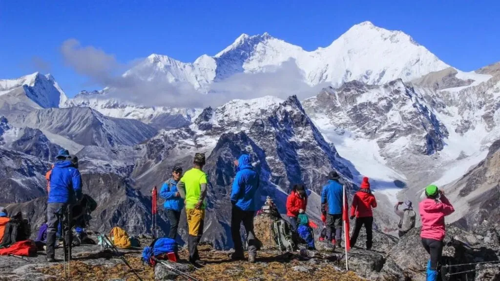 Thrilling Odyssey through Kama Valley to the Hidden Gem of Everest