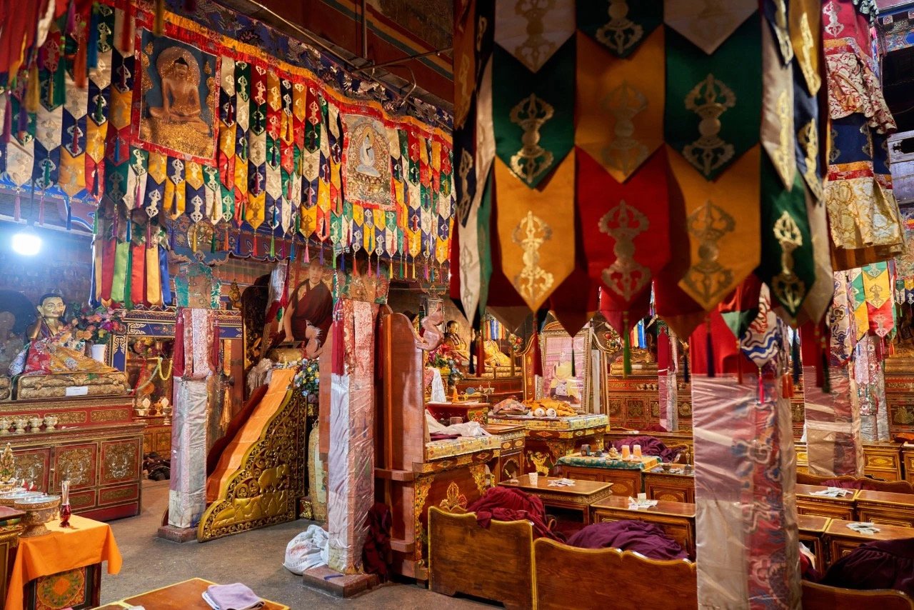 Explore Tse Tsokpa Temple: A Spiritual Jewel on Gongpo Ri