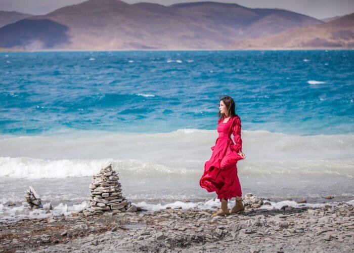 Dorchen Tso: Tibet’s Enchanting Beautiful Lake of Deep Love