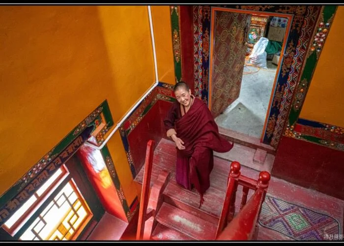Beautiful nun in tibet