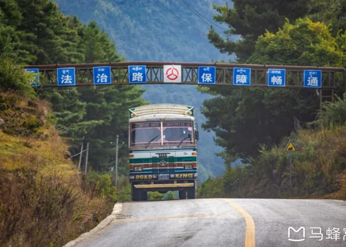 Nepal transportation truck in tibet border