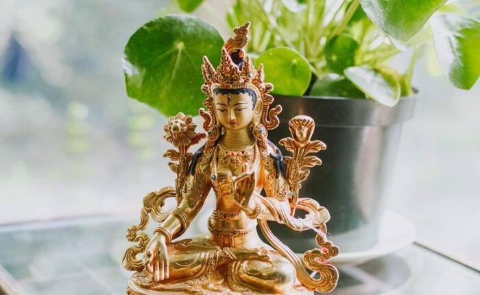 Statues gold plated white tara statue st264 14970647281710 1500x