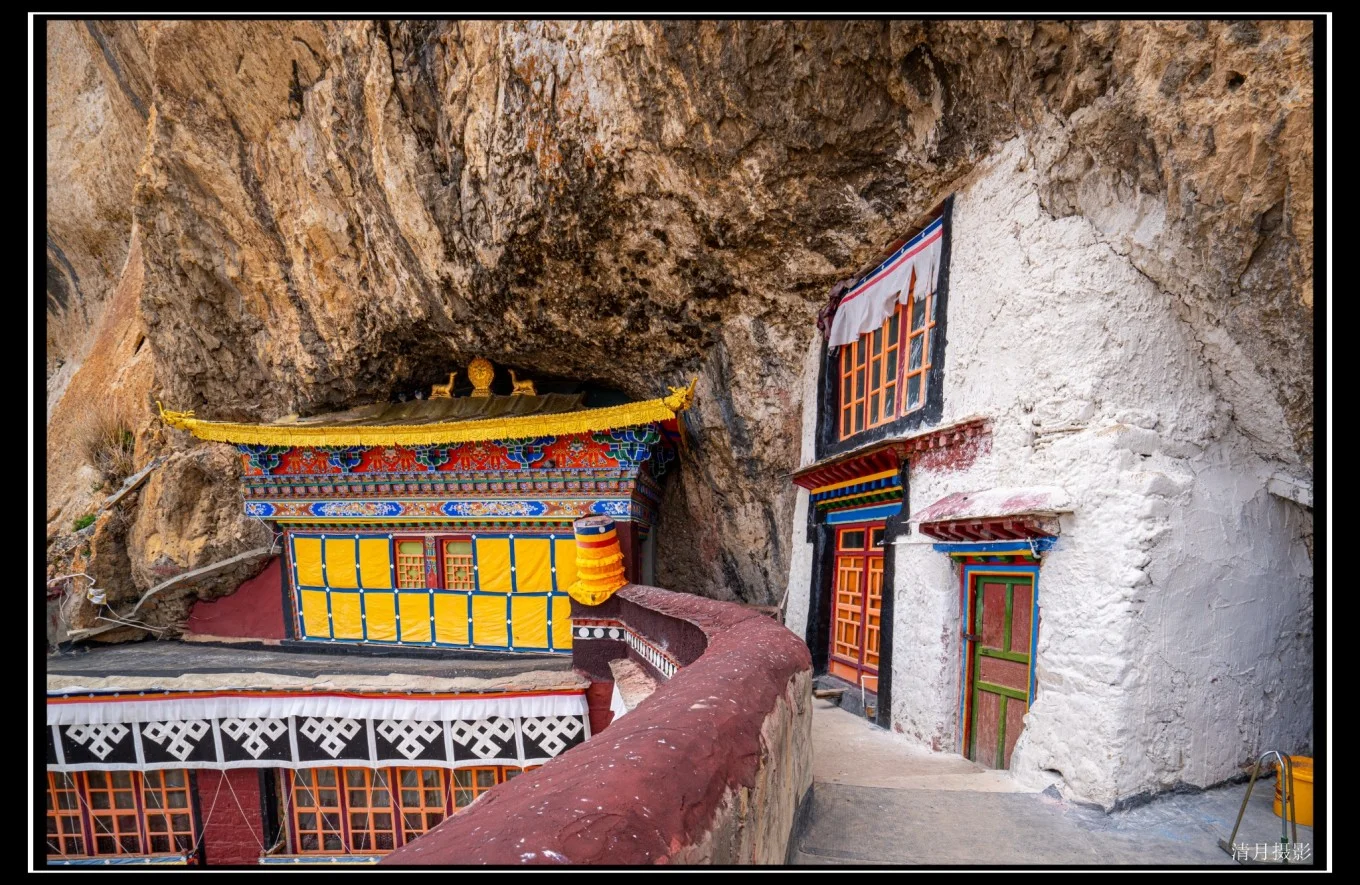Temple in yadong