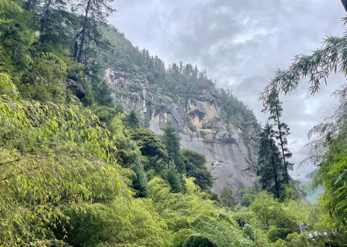 Discover Famous Kadeng Waterfall: A Heavenly Spectacle in Nyingchi, Tibet