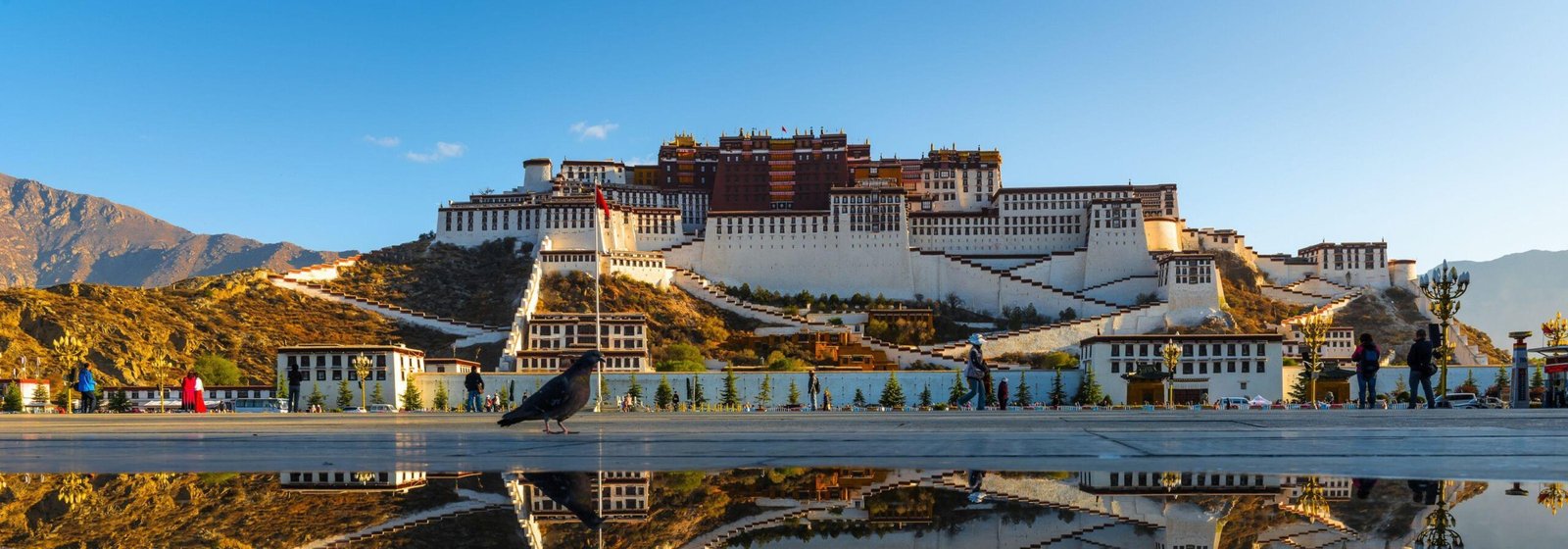Lhasa to Kathmandu: Choosing the Best Travel Route