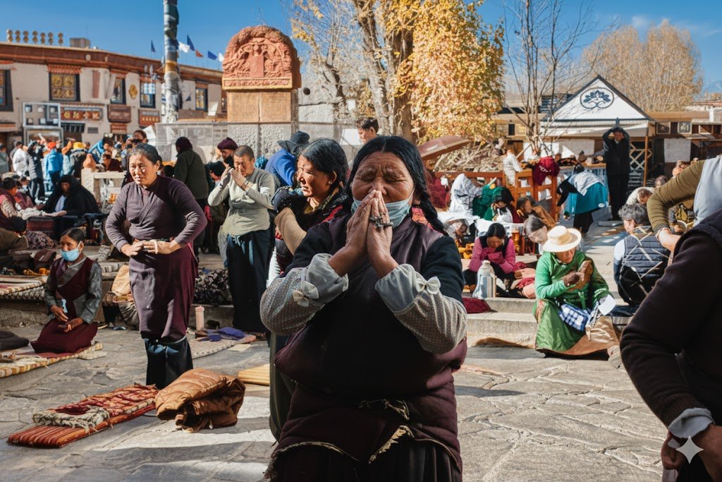 prostration in Tibet Lhasa - Tour Travel Tibet: Expert Tibet Tours & Permits prostration in Tibet Lhasa