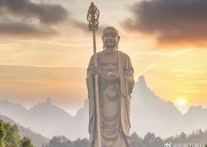 Unlock the Secrets of Jiuhua Mountain: A Must-Visit Buddhist Pilgrimage Destination