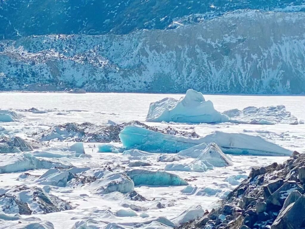 Glacier in Tibet24 - Tour Travel Tibet: Expert Tibet Tours & Permits
