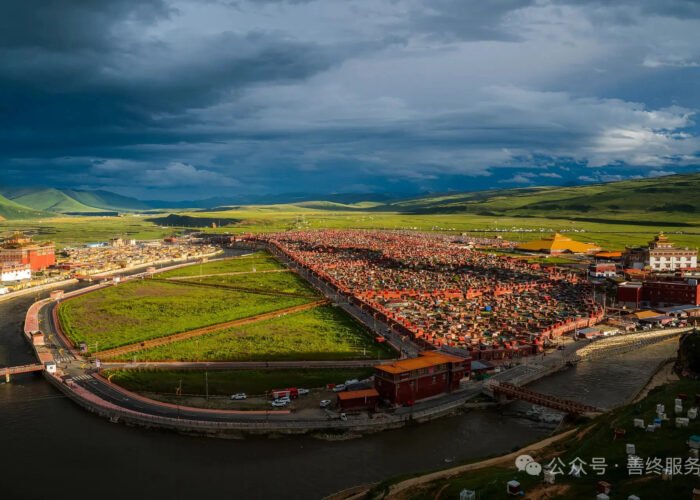 Yarchen Larung Gar09